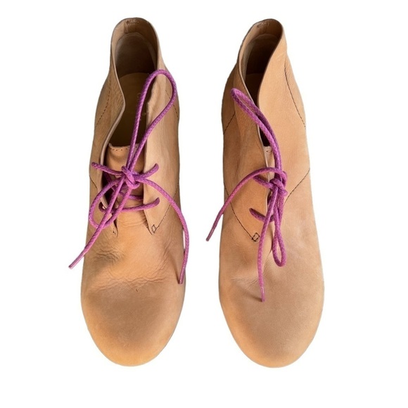 Cole Haan - Air Britt Chukka Ankle Bootie Wedge Tan Casual Heel Western Sz 10.5 - Picture 2 of 11